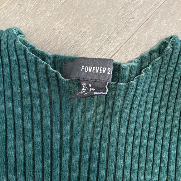 FOREVER 21 Green Cold Shoulder Knit Love Sleeve - Picture 9 of 9